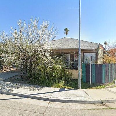 1029 Oswell St, Bakersfield, CA 93306