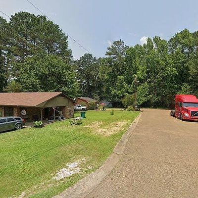 103 Westwood Cir, Kosciusko, MS 39090