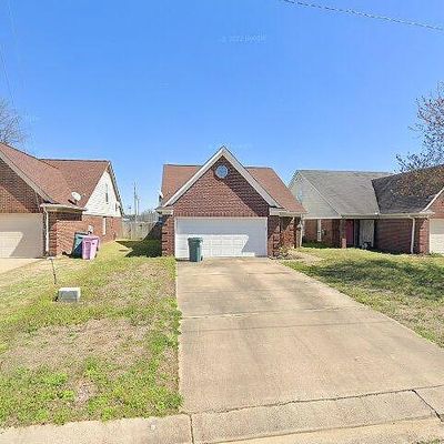 7734 Chesterfield Dr S, Southaven, MS 38671