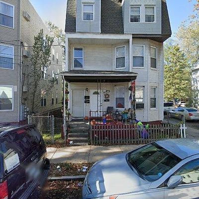 8  10 Hurlburt St, New Haven, CT 06519