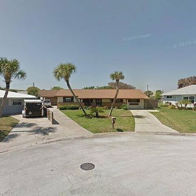 8 Esther Ct, New Smyrna Beach, FL 32169