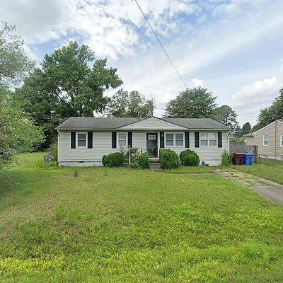 800 Clay Ave, Chesapeake, VA 23323