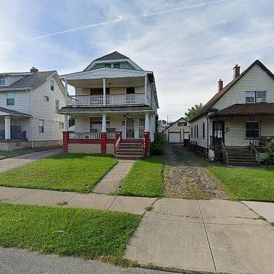 8006 Laumer Ave, Cleveland, OH 44105