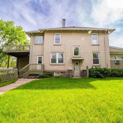 803 S Minnesota Ave, Saint Peter, MN 56082