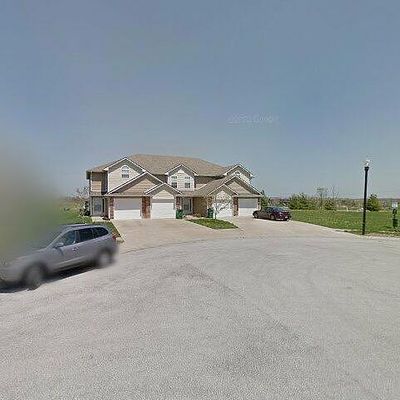 803 Sw Peach Tree Ln, Lees Summit, MO 64064