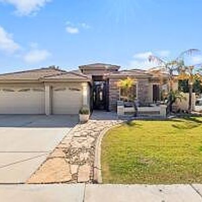 8033 W Robin Ln, Peoria, AZ 85383