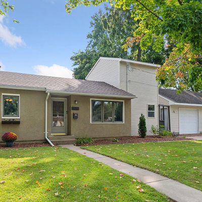 807 Market St S, Shakopee, MN 55379