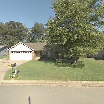 807 Green Oak Ln, White Hall, AR 71602