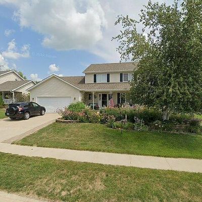 807 Rodeo Dr Se, Pine Island, MN 55963