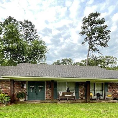 808 Machen Dr, Springhill, LA 71075