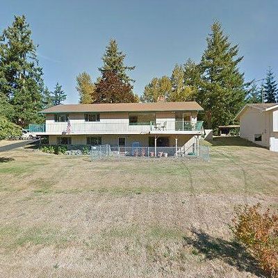 809 Gilbert Dr, Bellingham, WA 98226