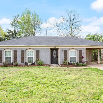 809 Old Forge Rd, Southaven, MS 38671