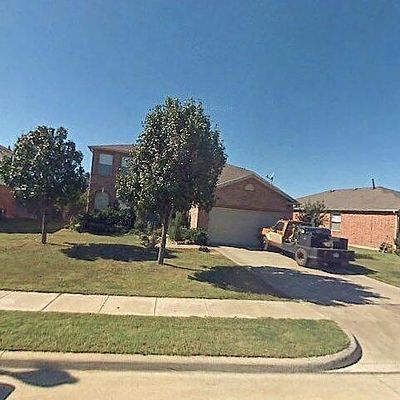 8108 Hidden Path Ln, Denton, TX 76210