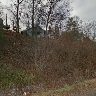 115 Upper Grove Ln, Weaverville, NC 28787