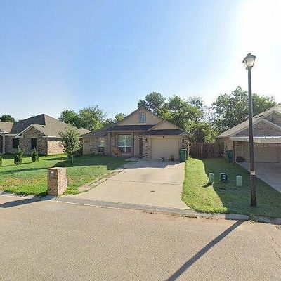 116 Tomahawk Dr, Waco, TX 76705