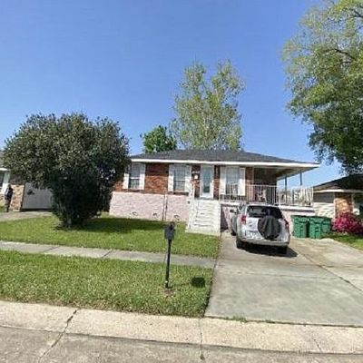 120 Helen Dr, Westwego, LA 70094