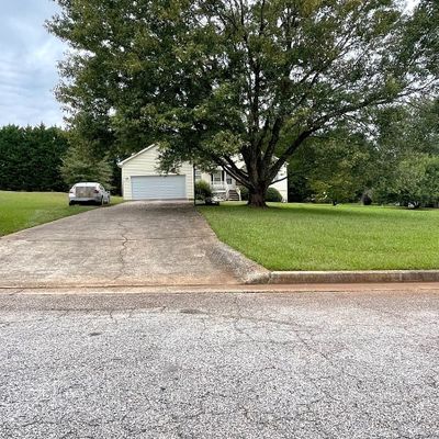 124 Woodcrest Way, Mcdonough, GA 30253