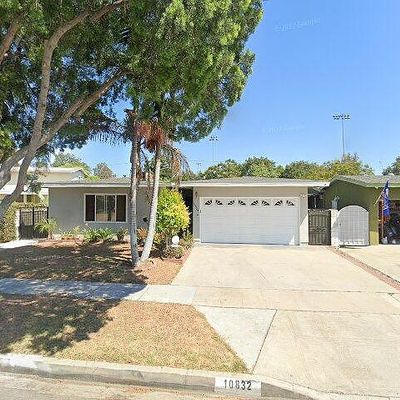 10832 Newville Ave, Downey, CA 90241