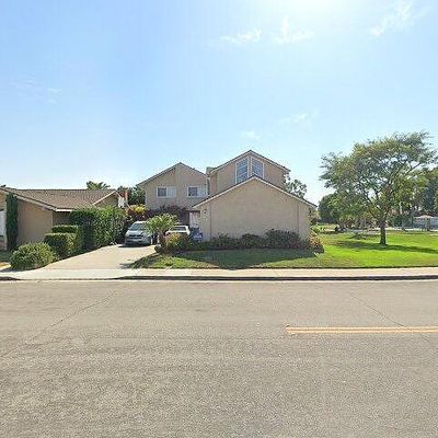 10830 Los Jardines E, Fountain Valley, CA 92708