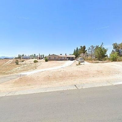 10988 Orchid Ave, Hesperia, CA 92345