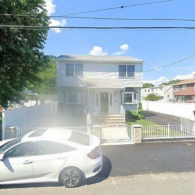 11 Collins St, Keansburg, NJ 07734