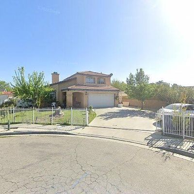 1104 Langhorn St, Lancaster, CA 93535