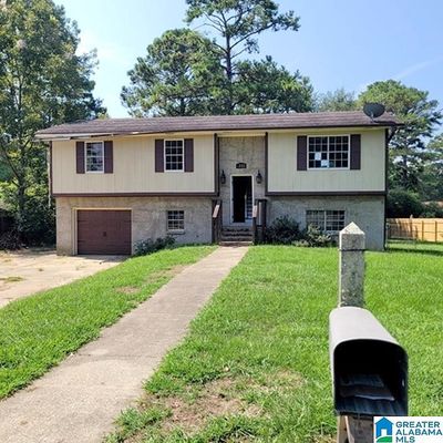 1118 Sunny Dell Cir, Bessemer, AL 35023