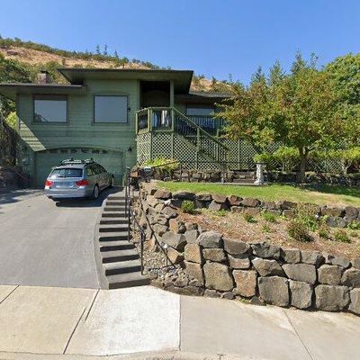 1329 Sterling Dr, The Dalles, OR 97058