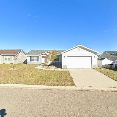 135 Adeline Dr, Stanley, ND 58784