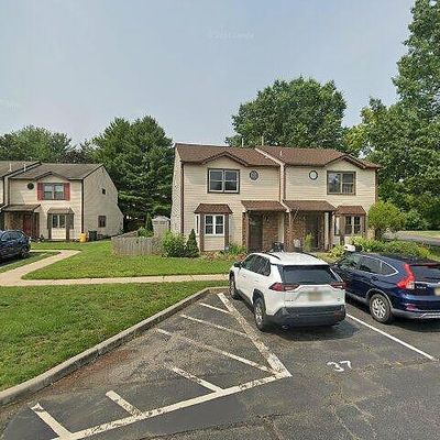 137 Leah Ct, Dayton, NJ 08810