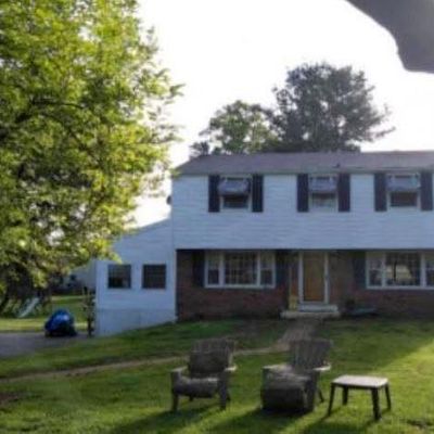 1409 Burke Rd, West Chester, PA 19380