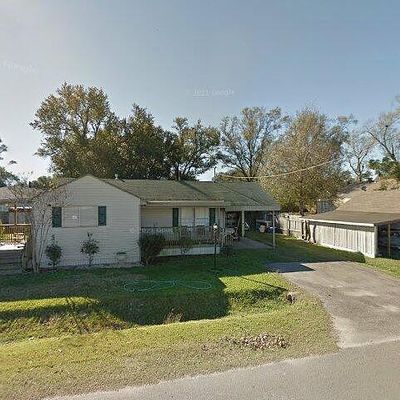 1304 Lee Ave, Port Neches, TX 77651