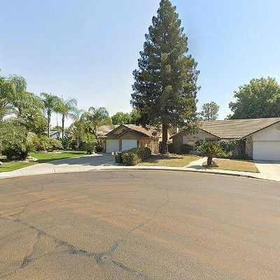 1641 E Vine Ct, Visalia, CA 93292