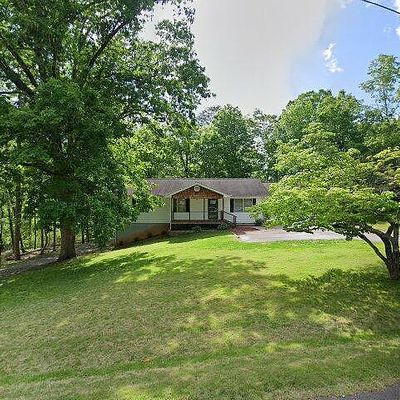 173 Circle Dr, Clarkesville, GA 30523