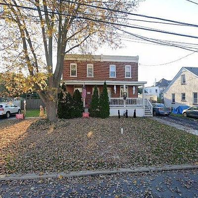 153 Maple Ave, Holmes, PA 19043