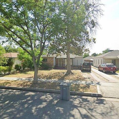 1910 N Adoline Ave, Fresno, CA 93705