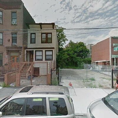 1977 Crotona Ave, Bronx, NY 10457