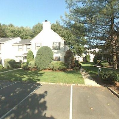 204 Maplecrest Rd, Edison, NJ 08820