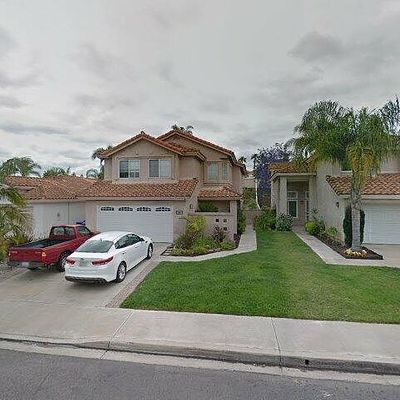 2045 Redwood Crst, Vista, CA 92081