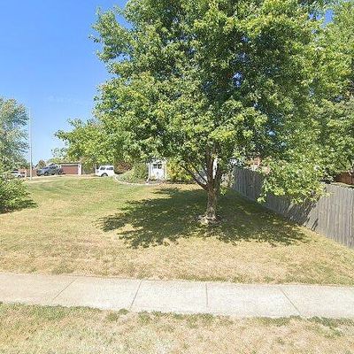 20482 W 201 St St, Spring Hill, KS 66083