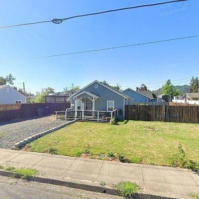 2065 G St, Springfield, OR 97477