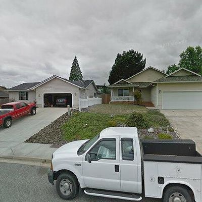 182 Se Ronald St, Winston, OR 97496