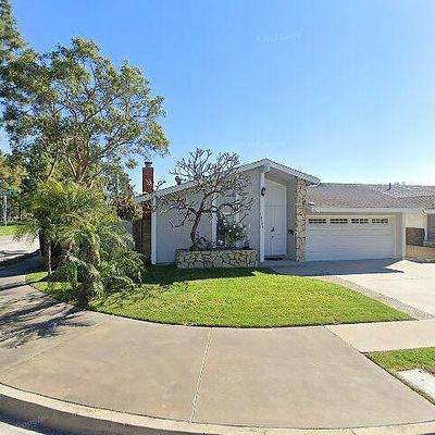 18304 Bechard Ave, Cerritos, CA 90703