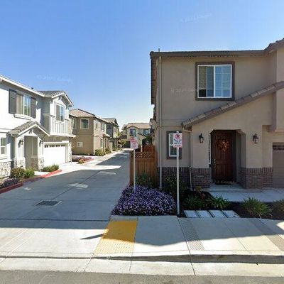 19 Liberty Ct, Pittsburg, CA 94565