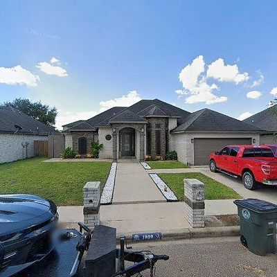 1909 Magnolia St, Mission, TX 78573