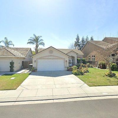 2232 Ryanlee Dr, Riverbank, CA 95367