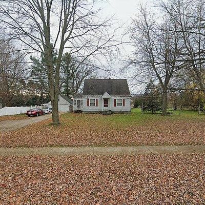 2274 Bauer Rd, Jenison, MI 49428