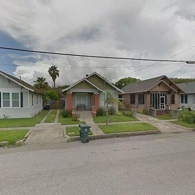 2411 37 Th St, Galveston, TX 77550