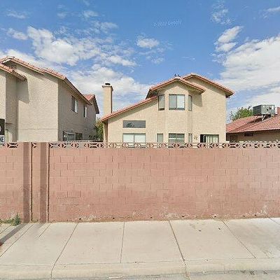 2448 Charteroak St, Las Vegas, NV 89108