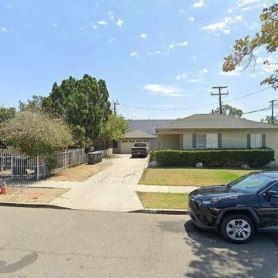 2101 S Sycamore St, Santa Ana, CA 92707